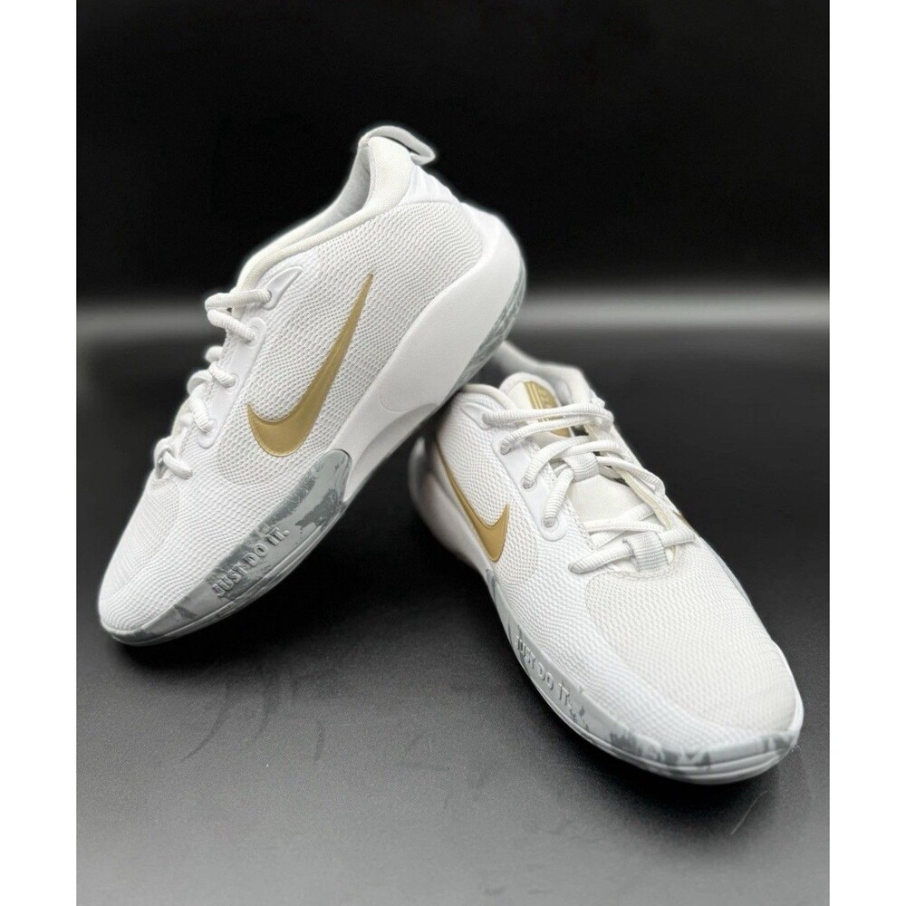 NEW Nike IsoFly Basketball Shoes White Metallic Gold Grey Big Kid's Size 7Y